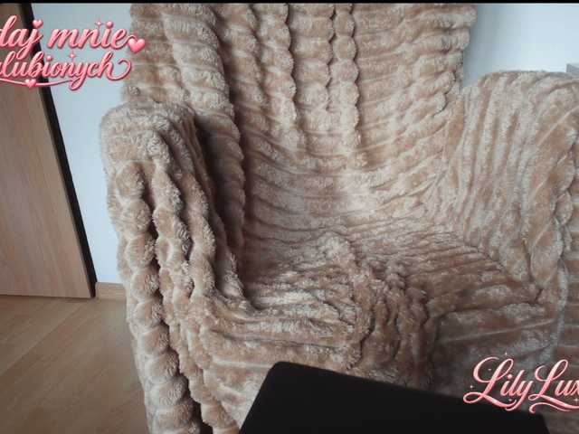 LilyLuxeXO live cam on BongaCams
