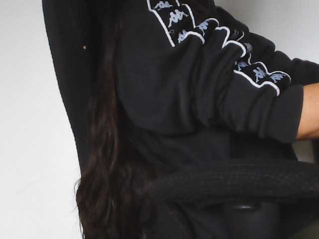 LilyLuxeXO live cam on BongaCams
