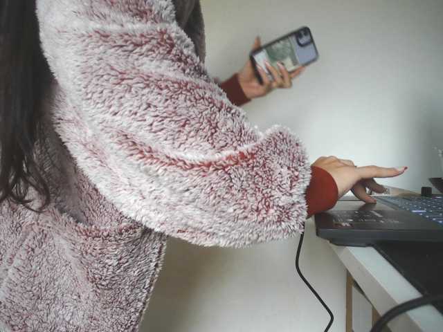 LilyLuxeXO live cam on BongaCams