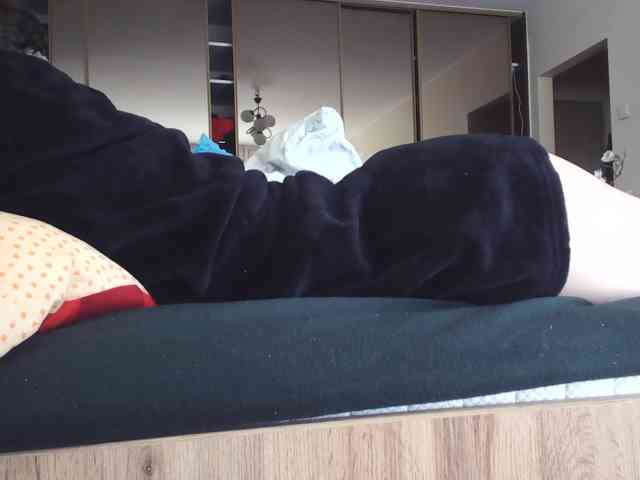 LilyLuxeXO webcam