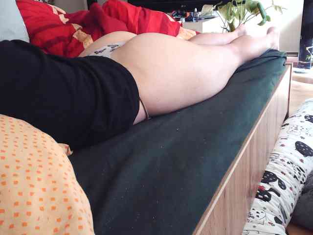 LilyLuxeXO webcam