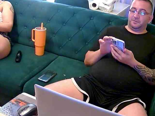German-Milf-Couple webcam