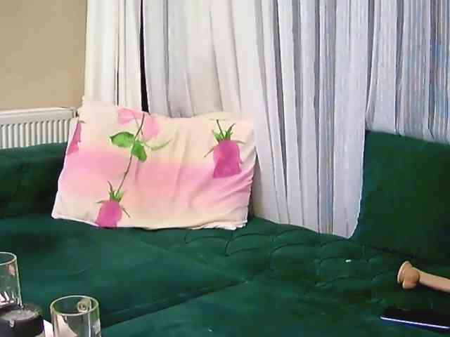 German-Milf-Couple webcam
