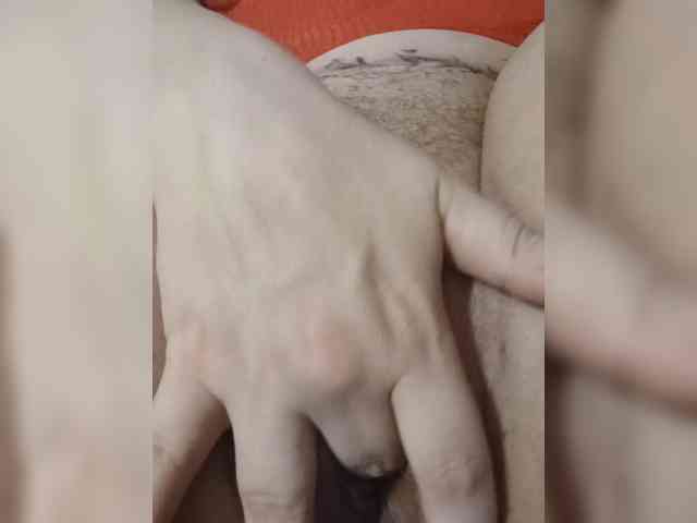 German-Milf-Couple webcam