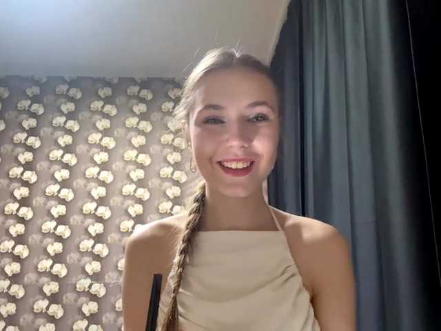HildredMoralis live cam on BongaCams