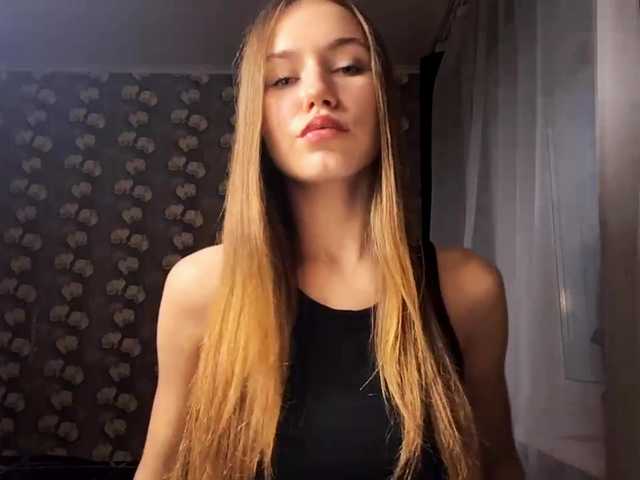 HildredMoralis live cam on BongaCams