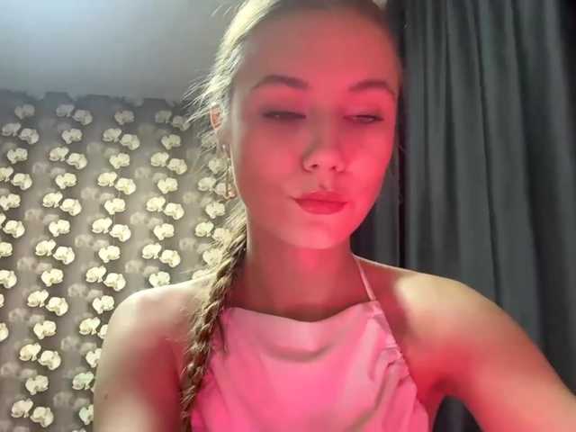 HildredMoralis live cam on BongaCams