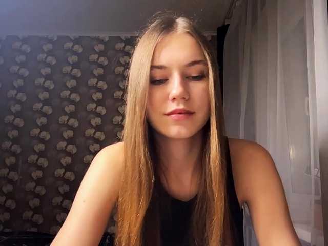 HildredMoralis live cam on BongaCams