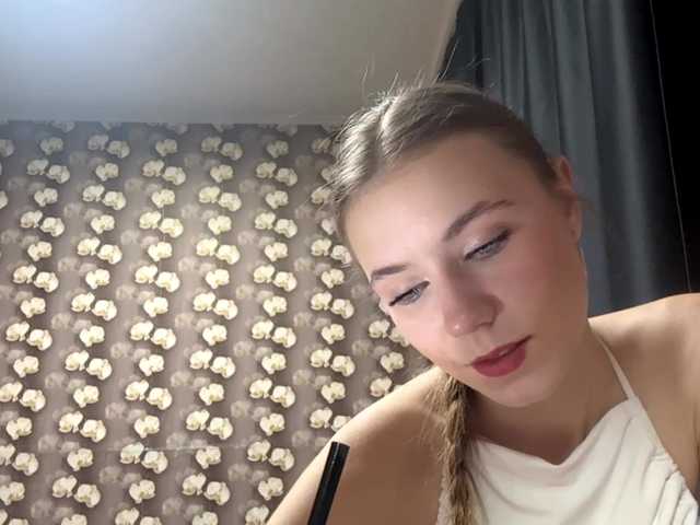 HildredMoralis live cam on BongaCams