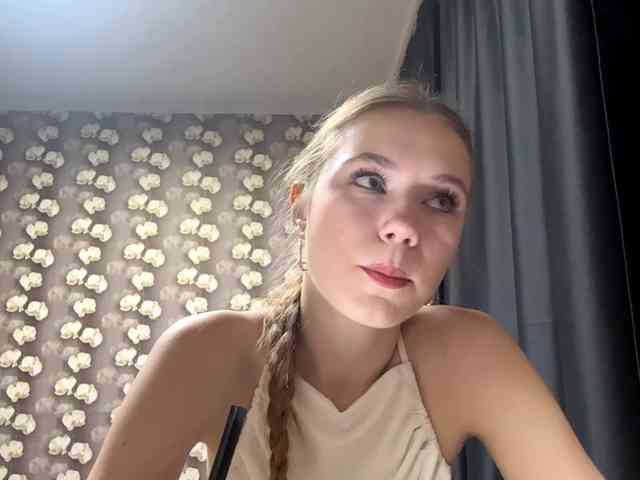 HildredMoralis webcam