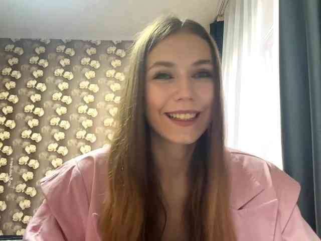HildredMoralis webcam