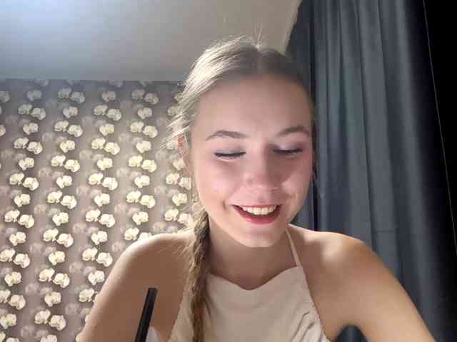 HildredMoralis webcam