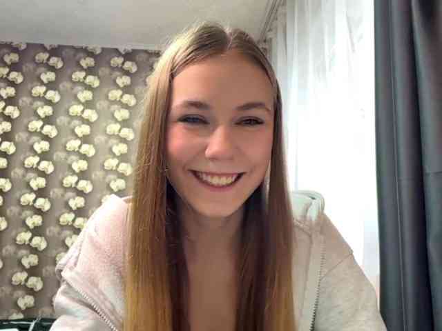 HildredMoralis webcam