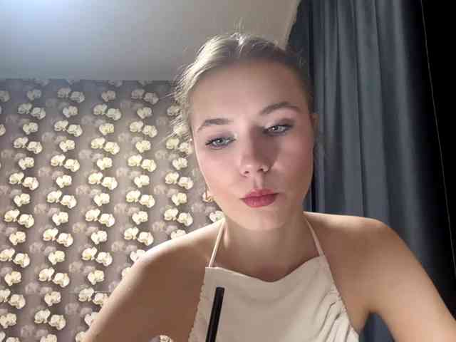 HildredMoralis webcam