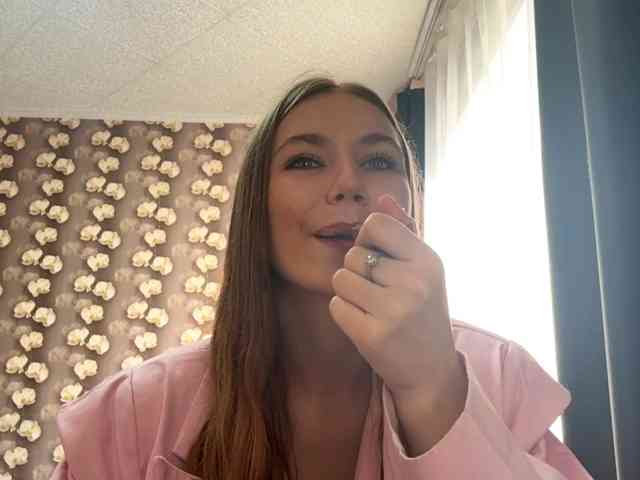 HildredMoralis webcam