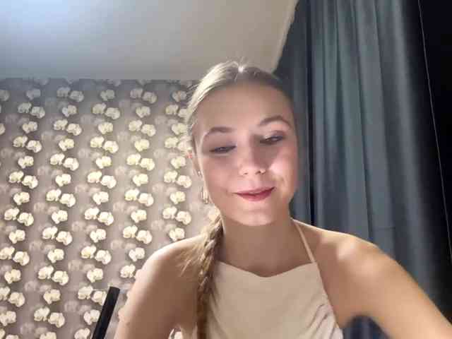 HildredMoralis webcam