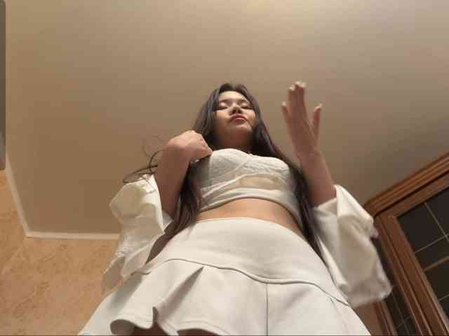 Model: LunachkaCuteee