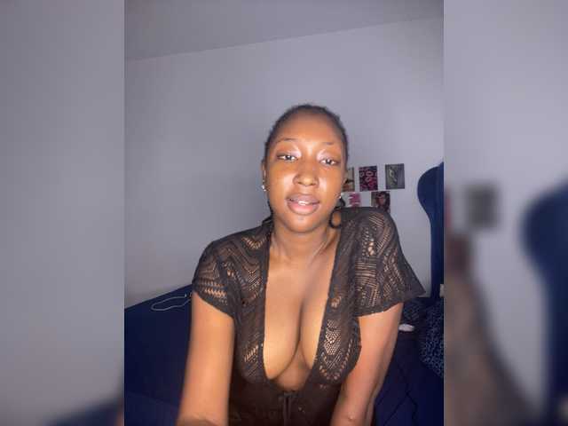 Sweetnill live cam on BongaCams