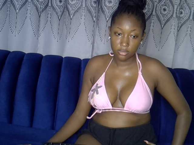 Sweetnill live cam on BongaCams