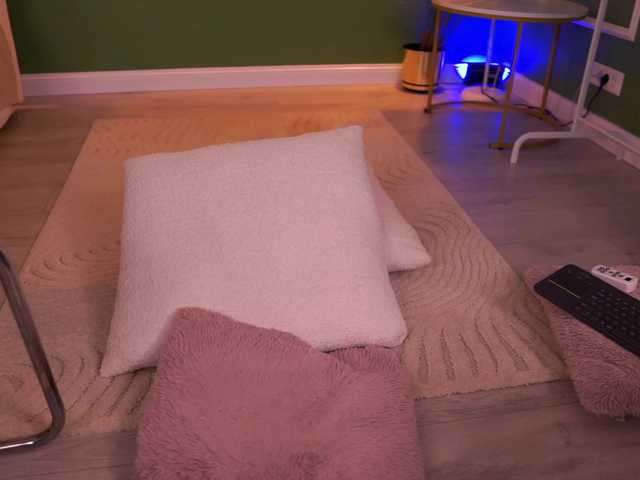 LexiSolene live cam preview