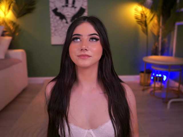 LexiSolene live cam
