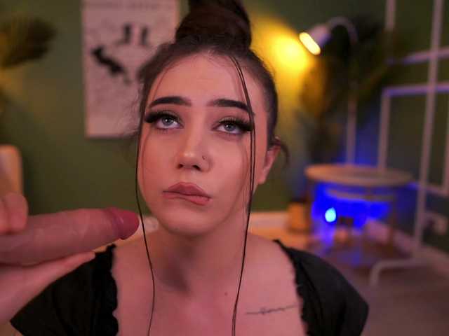 LexiSolene live cam preview