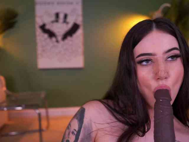 LexiSolene webcam