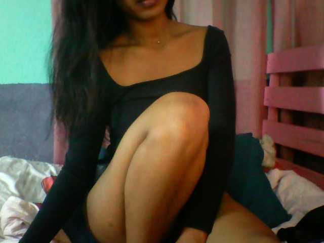 Myriam1 live cam on BongaCams