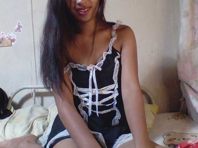 Myriam1, 24 y/o - Live Cam on BongaCams