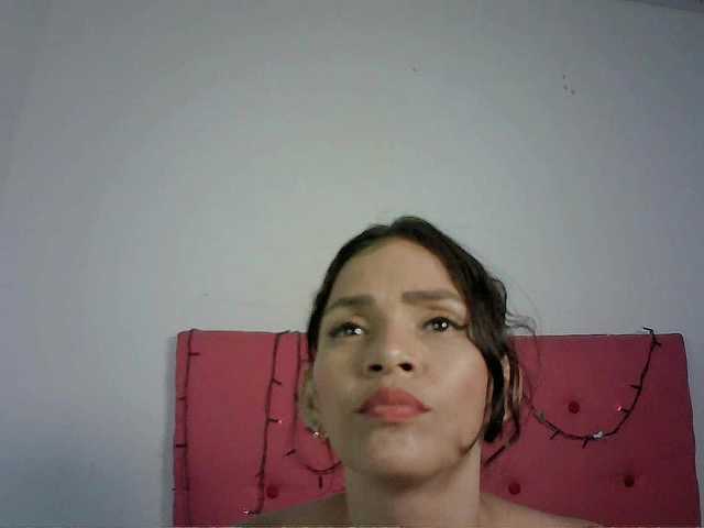 miasuarez5 live cam on BongaCams