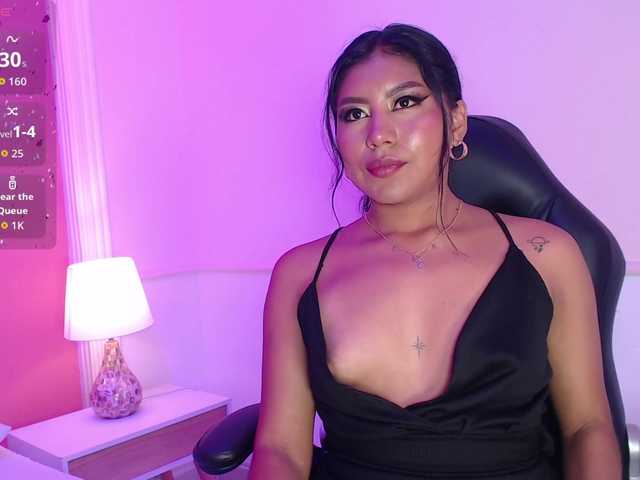 KarolinaFerrari live cam on BongaCams