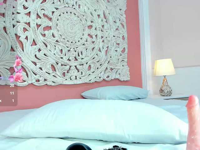KarolinaFerrari live cam on BongaCams