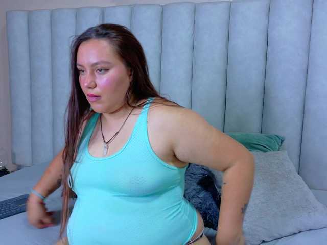 Lunaa-Bellaa webcam