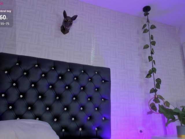 Lunaa-Bellaa, en directo ahora en BongaCams