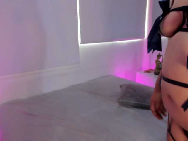 Lunaa-Bellaa, en directo ahora en BongaCams