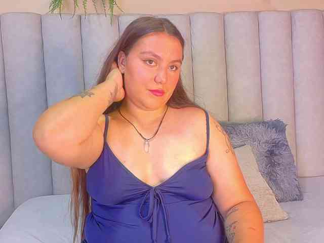 Lunaa-Bellaa's webcam live show