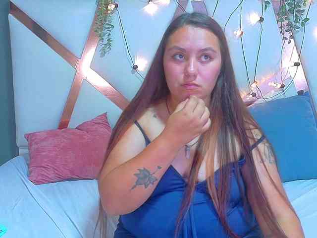 Lunaa-Bellaa webcam