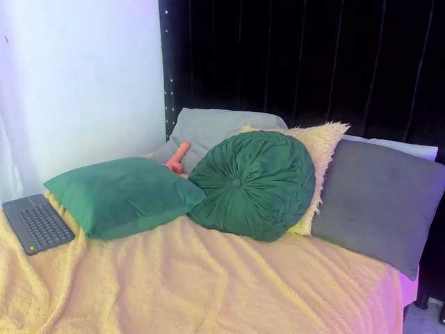 helen-scott live cam on BongaCams