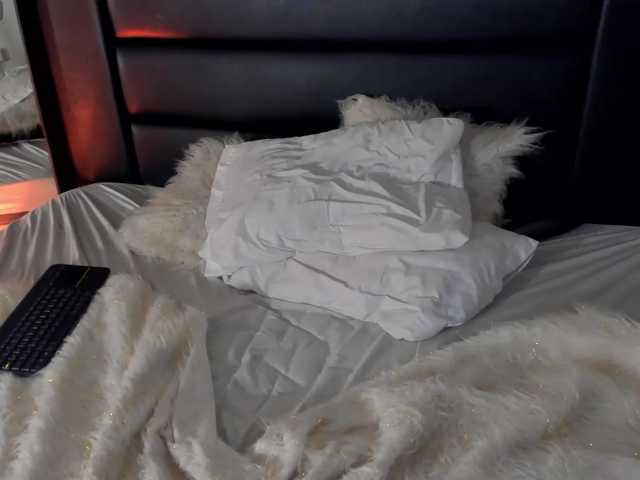 helen-scott live cam on BongaCams