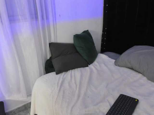 helen-scott live cam on BongaCams