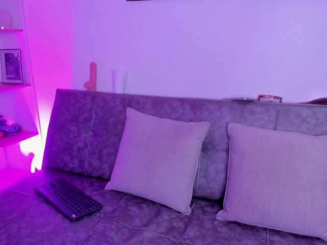 helen-scott live cam on BongaCams