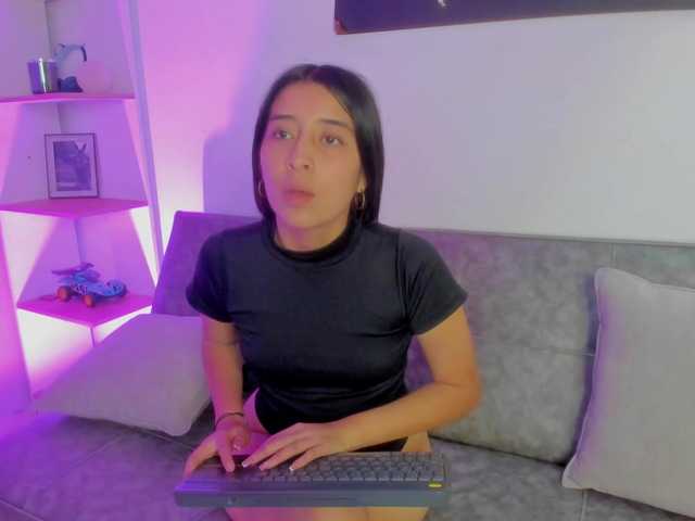helen-scott live cam on BongaCams