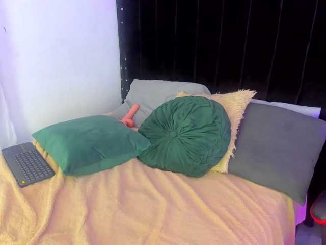helen-scott live cam on BongaCams