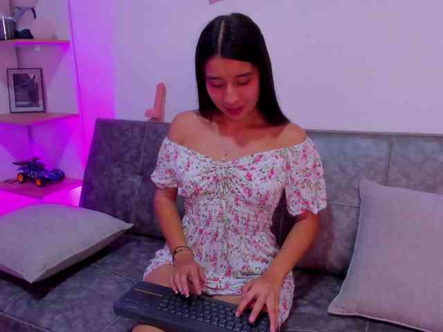 helen-scott webcam