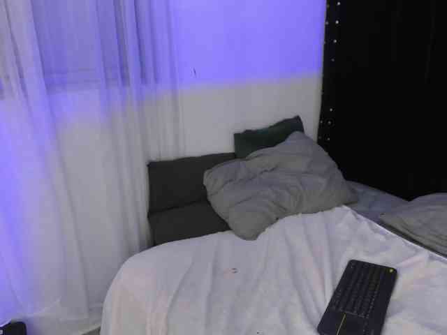 helen-scott webcam