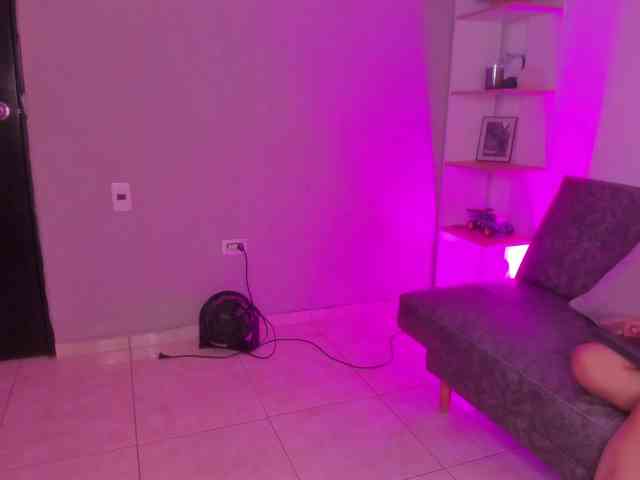 helen-scott webcam