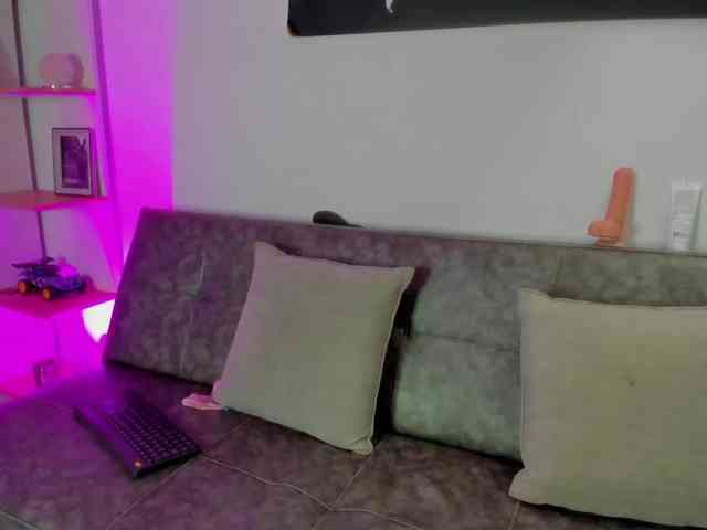helen-scott webcam