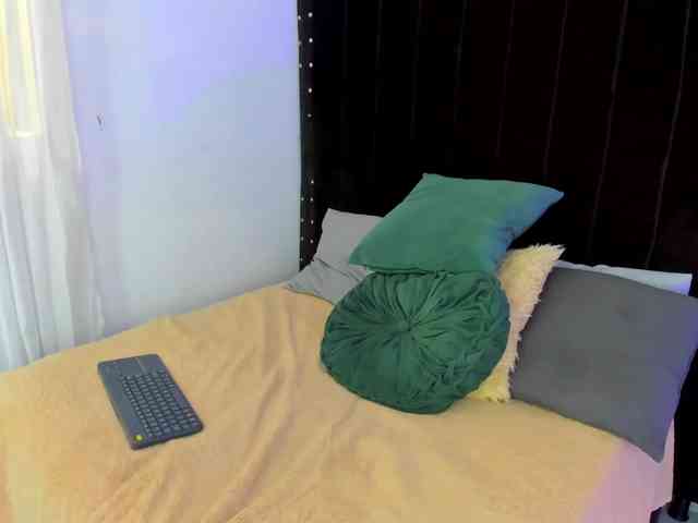helen-scott webcam