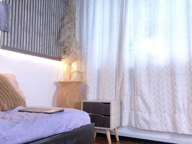 Samanta-Stonex live cam on BongaCams