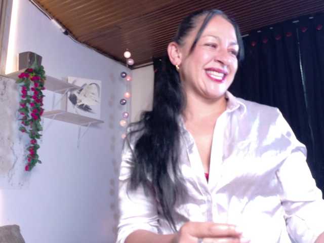 Samanta-Stonex live cam on BongaCams
